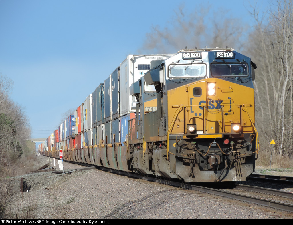 CSX 3470 on I004 